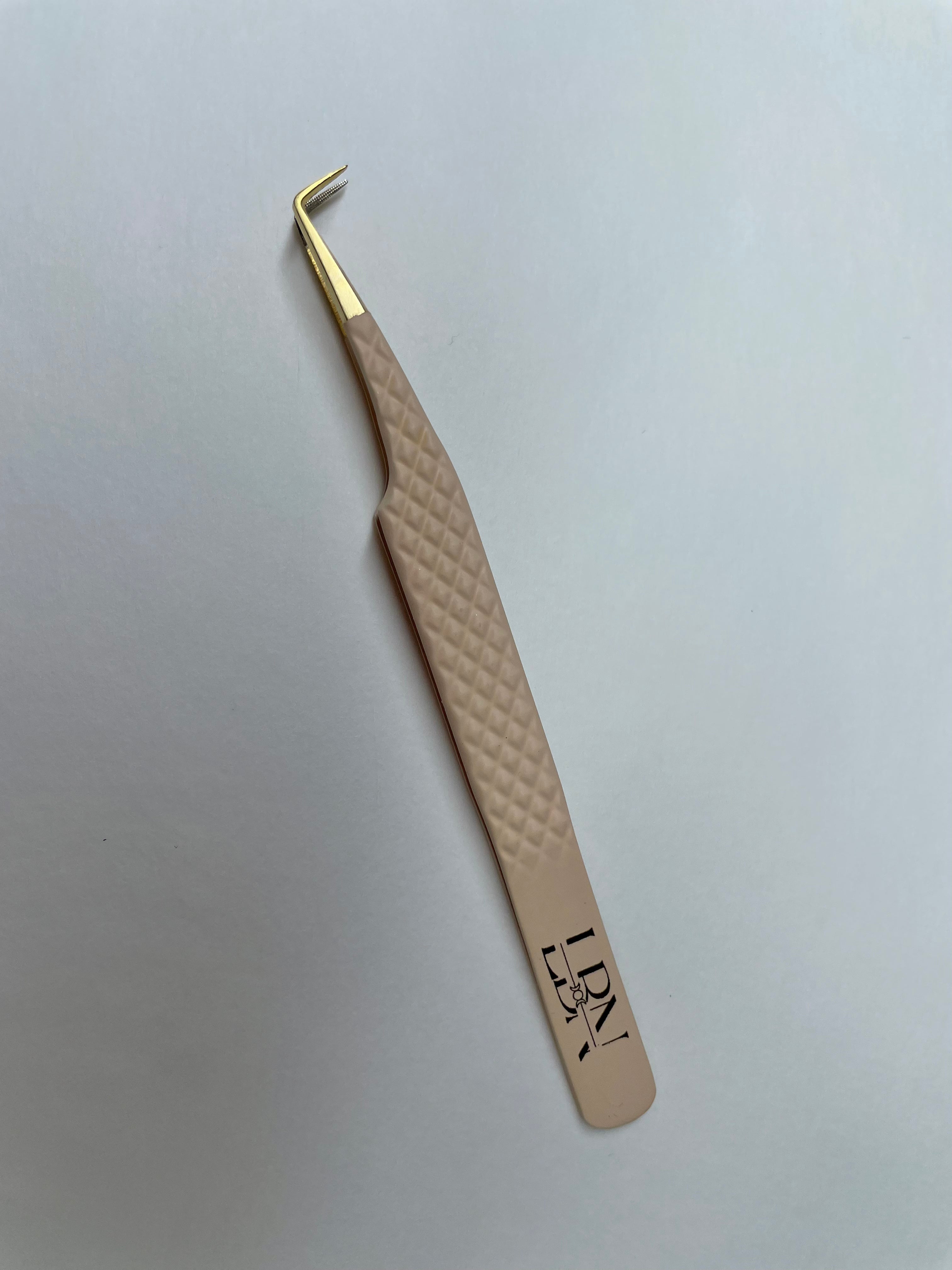 90 Degree Volume Tweezer (Cream Collection)